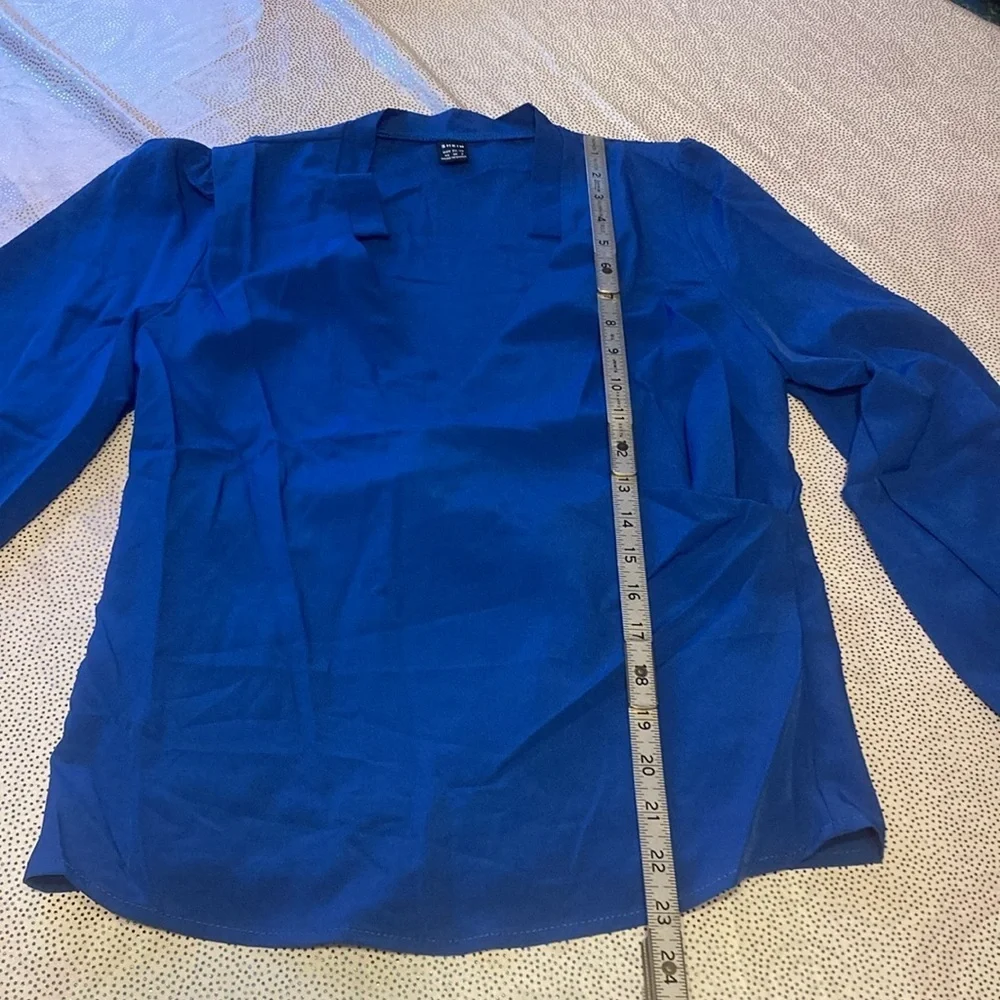 SHEIN Essnce Solid Notched Neck Wrap Detail Blouse size XS new without t… - Picture 7 of 12